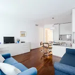 Downtown Como-porta Torre Flat Apartment Como